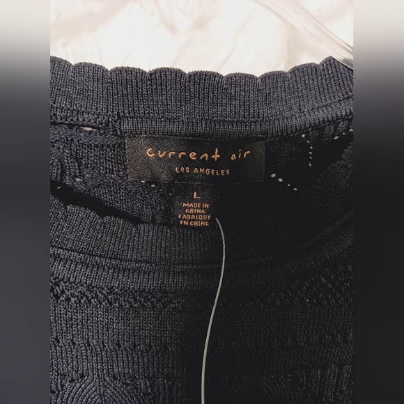 NWT Anthropologie Current Air Los Angeles Floral Sleeve Navy Blue Top Size L - Picture 6 of 13